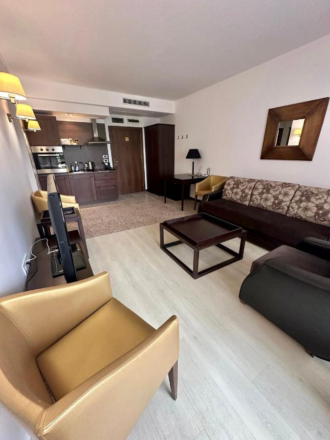 Hotel Barcelo Royal Beach - Apartaments Pantai Sunny Bagian luar foto
